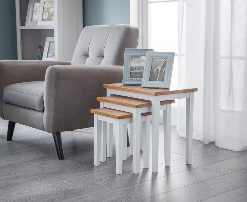 Cleo Nest of Tables White / Natural Oak