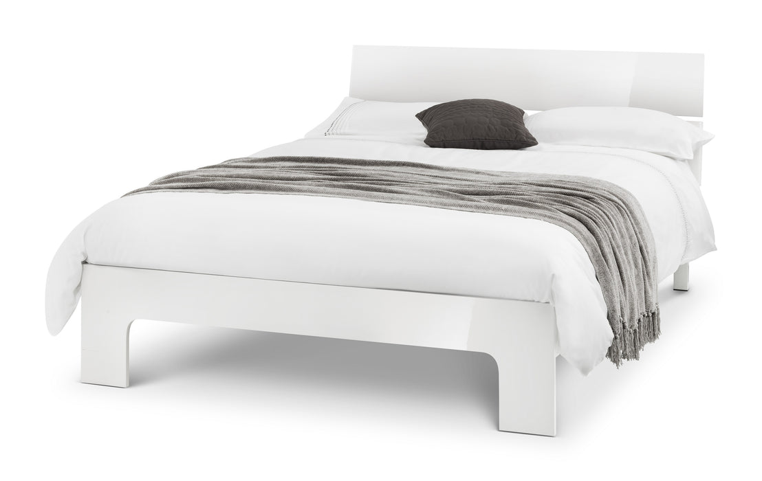 Manhattan Bed - White 135cm