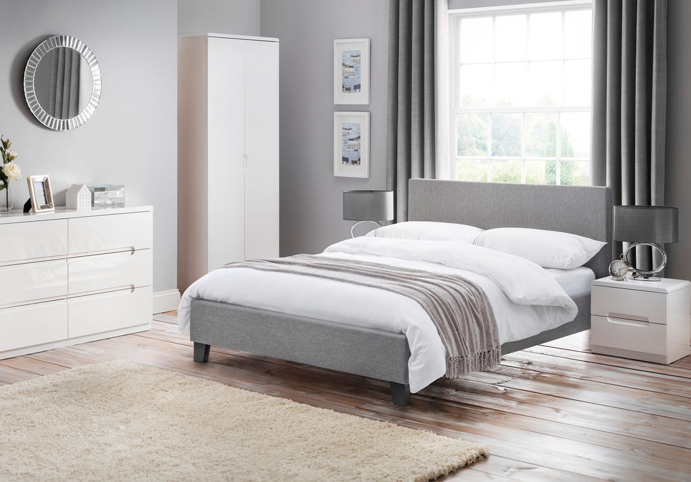 Rialto Light Grey Linen Bed 135cm